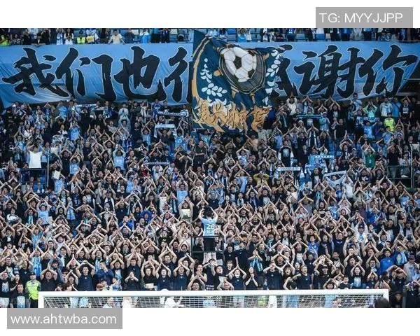 足球球衣裱的艺术与文化传承探讨如何提升球迷的穿着体验与个性化表达